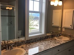 3851 Creek Mont Dr Medford Or 97504 Zillow