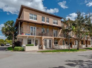 401 SW 147th Ave # 116