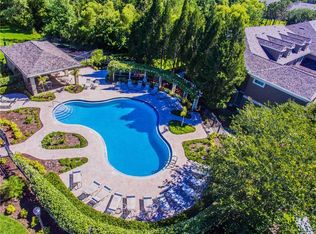 11246 Windsor Place Cir