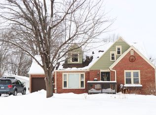 2740 53rd St Des Moines Ia 50310 Zillow