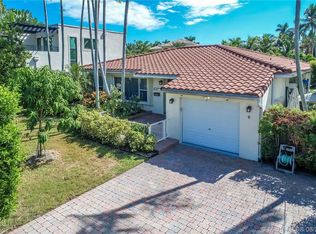 1050 S Northlake Dr Hollywood Fl 33019 Zillow