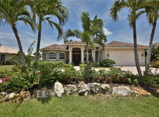 9813 Alhambra Ln