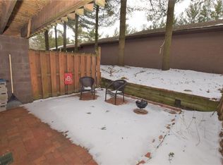 2238 pine coventry township oh