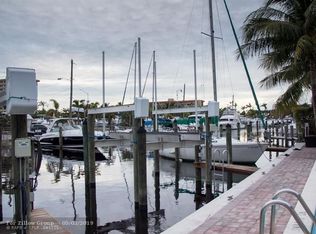 Gull Harbor Condominiums