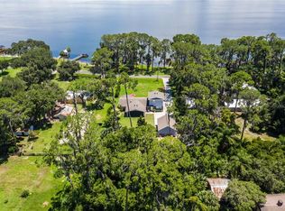 4405 Lakeshore Dr