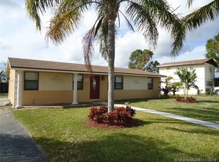 638 SW 16th Ter