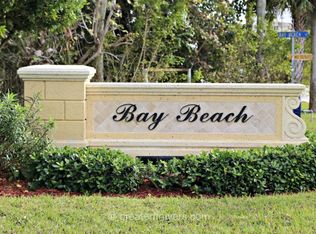 4571 Bay Beach Ln APT 272