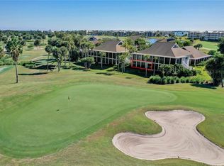 333 NE Golfview Cir