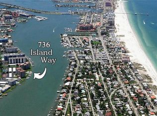 736 Island Way Condominiums