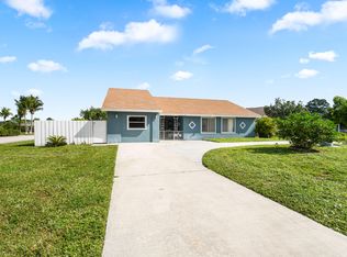 3639 Walden Ln