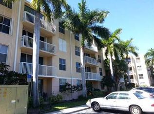 1350 SE 3rd Ave APT 406
