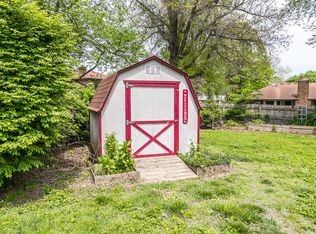 2002 S Lone Pine Ave Springfield Mo 65804 Zillow