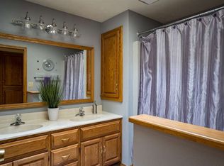 1511 E Meadow Grove Blvd Leton Wi 54915 Zillow 1511 E Meadow Grove Blvd Leton Wi