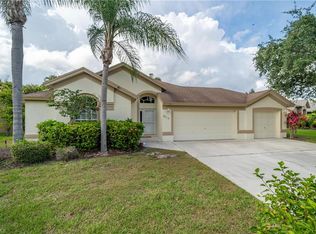 22114 Seashore Cir