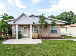 705 69th Ave W