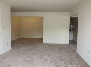 MillBrook Village Apartments - Edison, NJ | Zillow MillBrook Village Apartments - Edison, NJ | Zillow