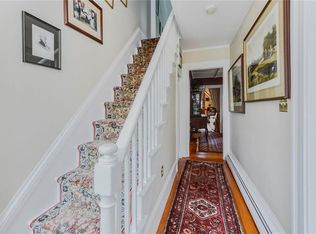 49 Farewell St Newport Ri 02840 Zillow