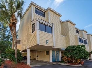 Island Club Of Tarpon Springs Condomin