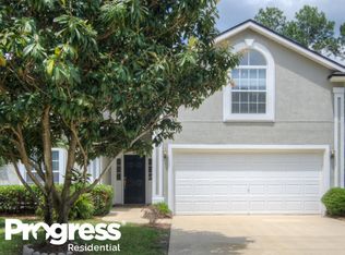 608 E Tropical Trce