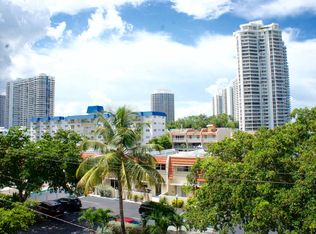 3860 NE 170th St APT 407