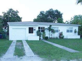 1735 NE 147th St