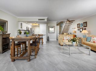 1165 Clam Ct APT 9