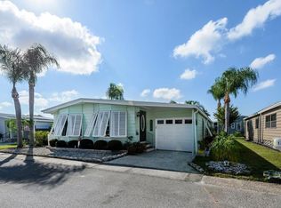 121 Dolphin Dr S