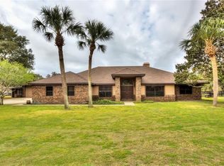 32131 Hickory Ln