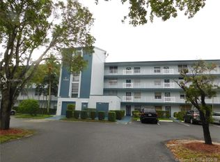 2 Of Palm Springs Condominiums