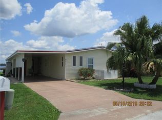 6817 S Lake Henry Dr NE