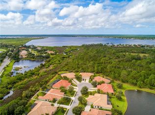 2852 Myakka Creek Ct