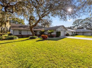 2904 S Skyline Dr