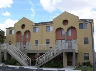 Villas At Lakeview 5200