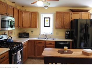 Kitchen Design Yarmouth Maine 34 plimouth way, yarmouth, me 04096 | zillow Kitchen Design Yarmouth Maine 34 plimouth way, yarmouth, me 04096 | zillow