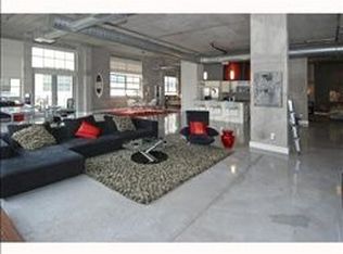 444 NW 1st Ave APT 404