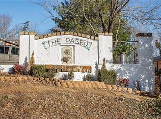 384 S University Ave Fayetteville Ar 72701 Zillow