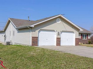 121 N Noble St Riley Ks 66531 Zillow