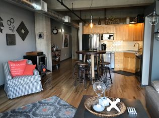 Brown Camp Lofts Iniums Apartments In Des Moines Ia Zillow