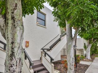 242 Sherwood Dr