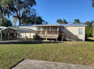 8651 E Hooker Pl