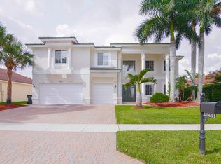 11441 Manatee Bay Ln