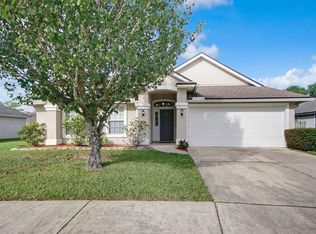 12098 Grand Lakes Dr