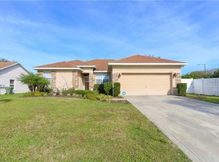 2728 Hollow Ln