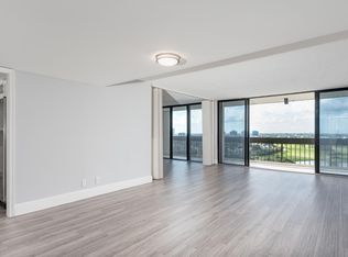 2400 Presidential Way APT 1105