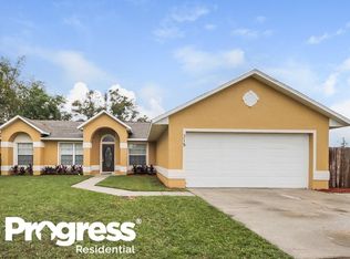 315 Azincourt Ln