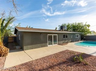 1697 Golden Arrow Dr, Las Vegas, NV 89169 | Zillow