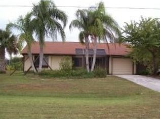 17043 Edgewater Dr