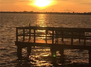 Sunset Royale
