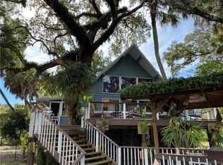 899 Brentwood Dr