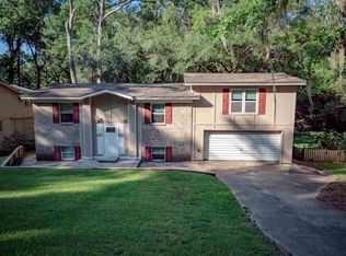 1422 Lucy St